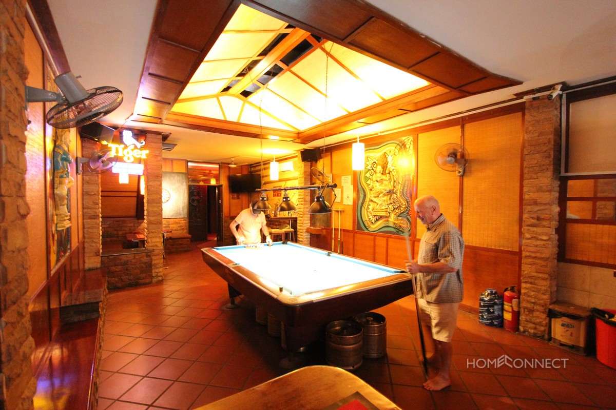 Riverside Guesthouse For Sale Near Wat Phnom | Phnom Penh Real Estate