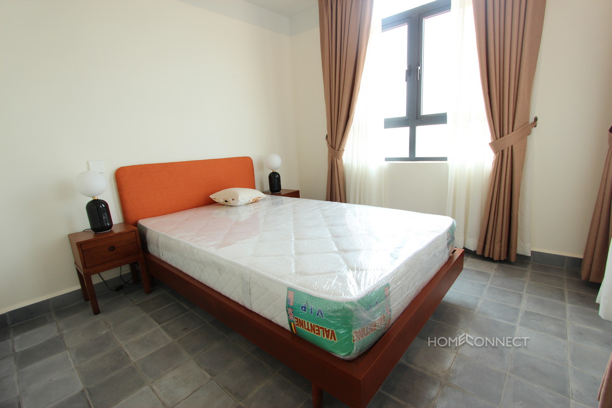 Penthouse With 3 Bedrooms in Wat Phnom | Phnom Penh Real Estate