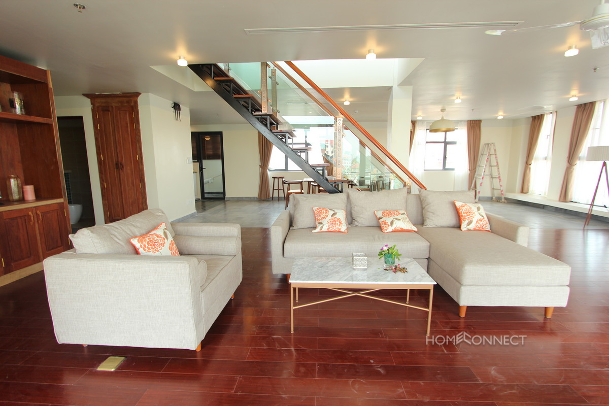 Penthouse With 3 Bedrooms in Wat Phnom | Phnom Penh Real Estate