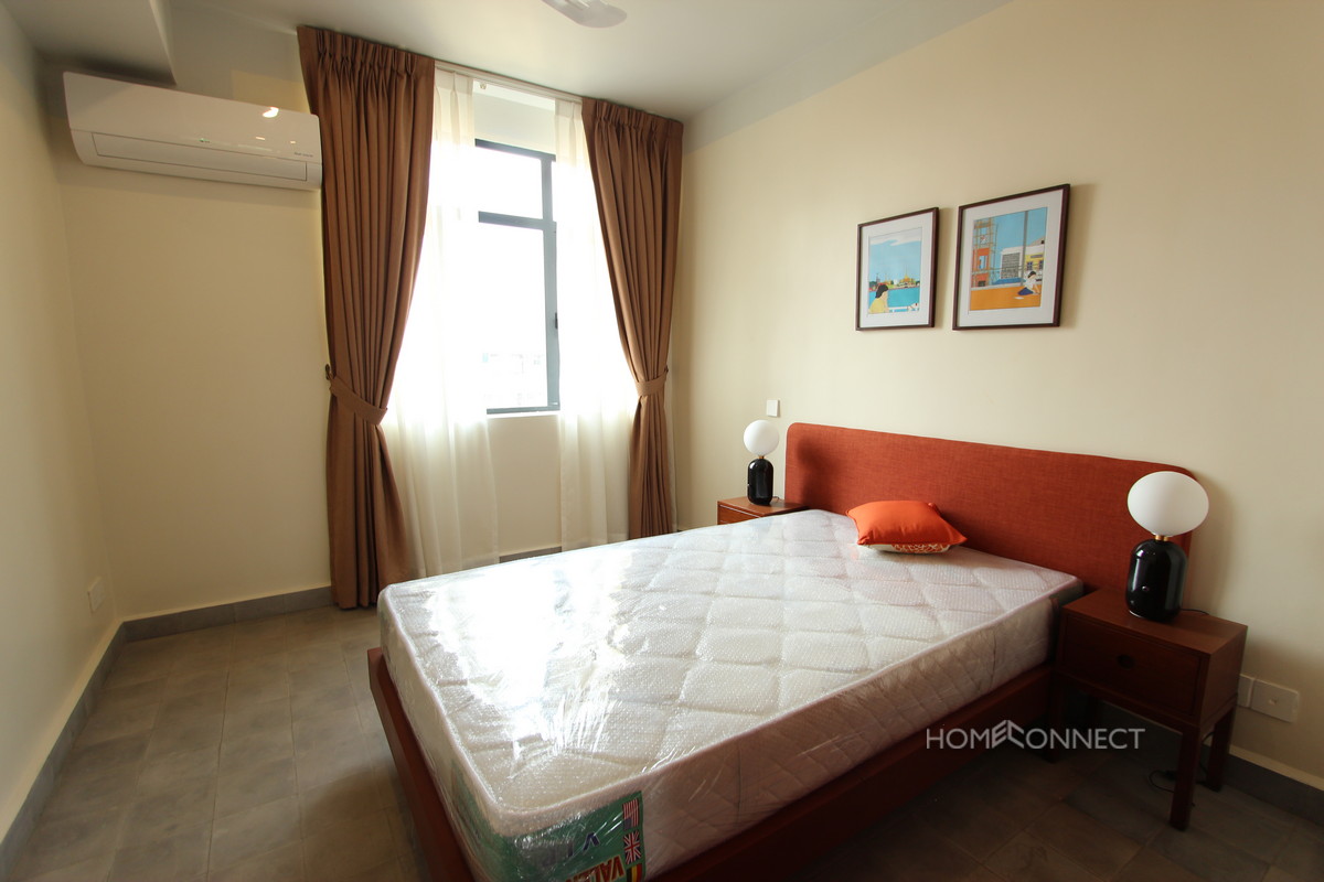 Family Sized 3 Bedroom Apartment in Wat Phnom | Phnom Penh Real Estate