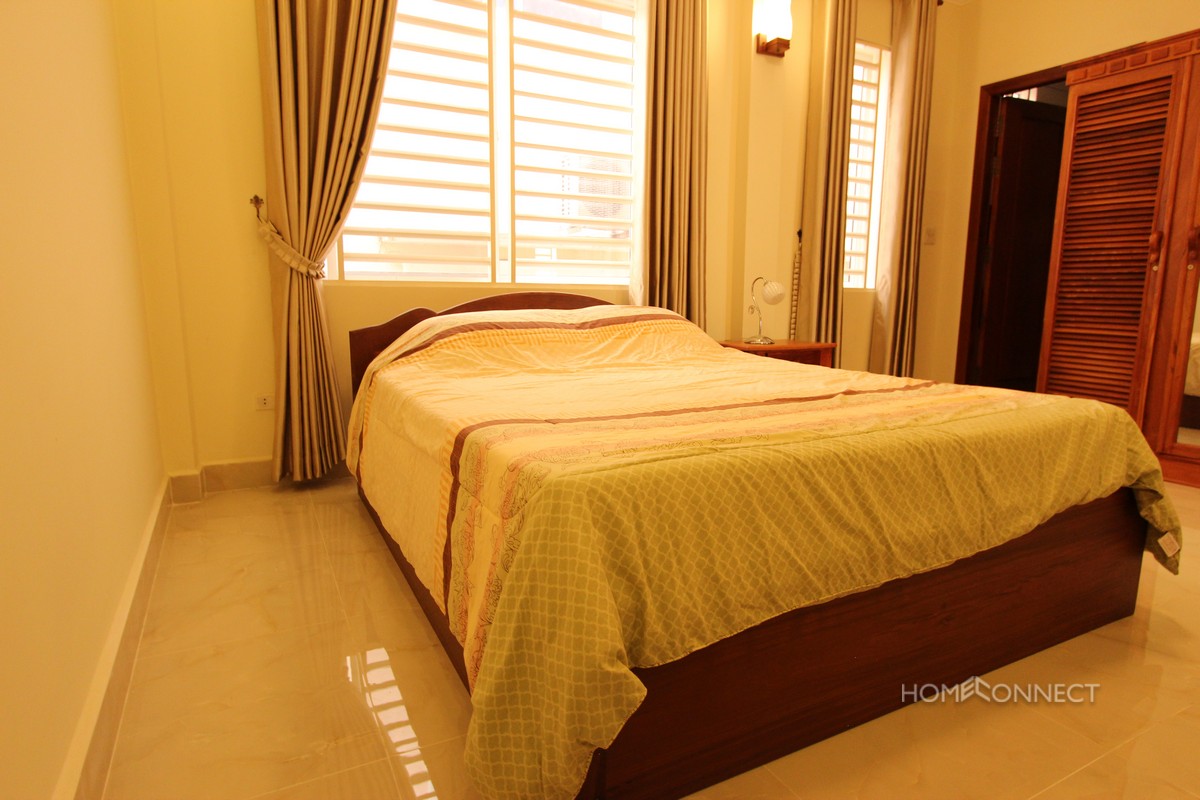 Western 2 Bedroom Behind The Royal Palace | Phnom Penh Real Estate