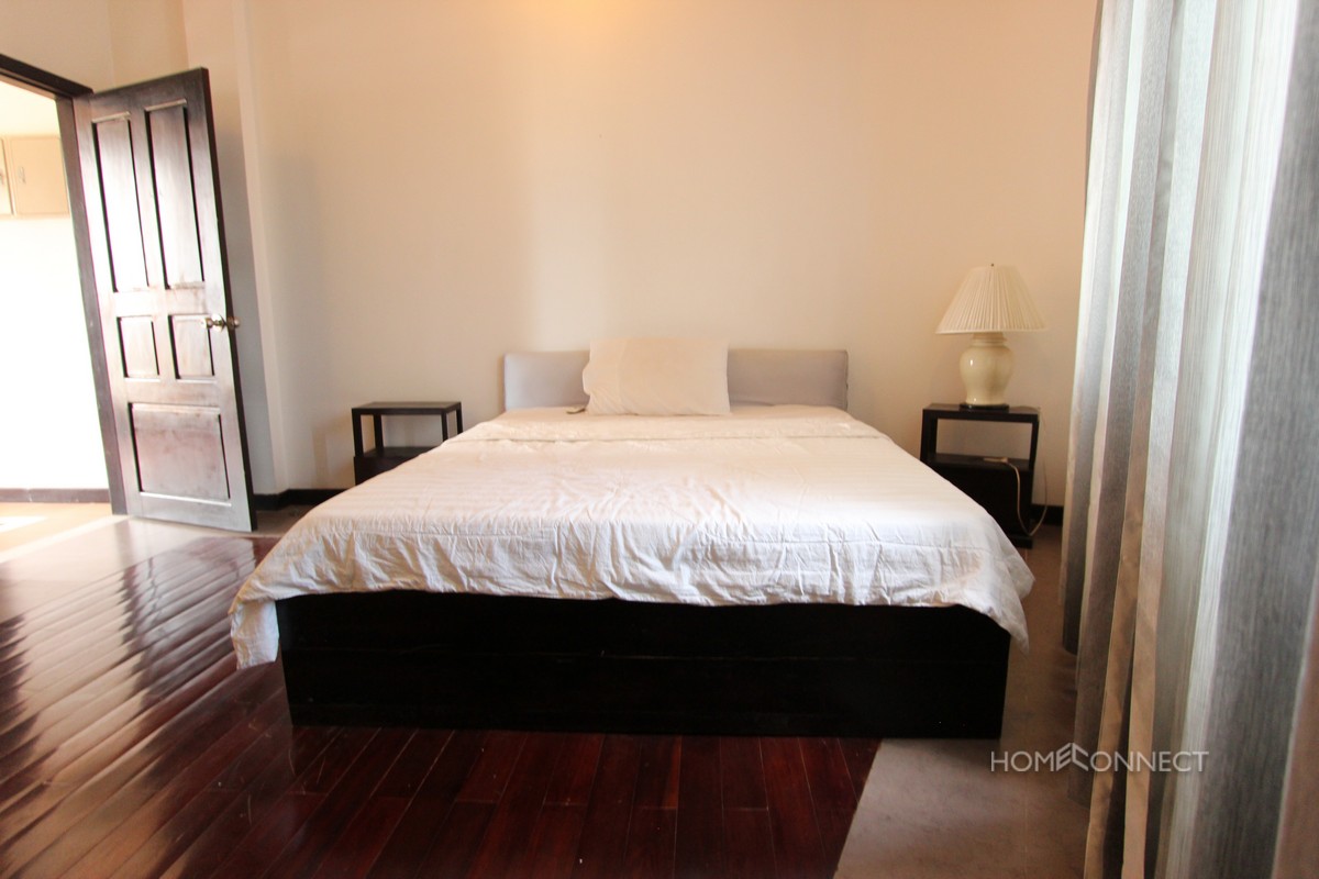 Spacious 2 Bedroom Beside The Royal Palace | Phnom Penh Real Estate