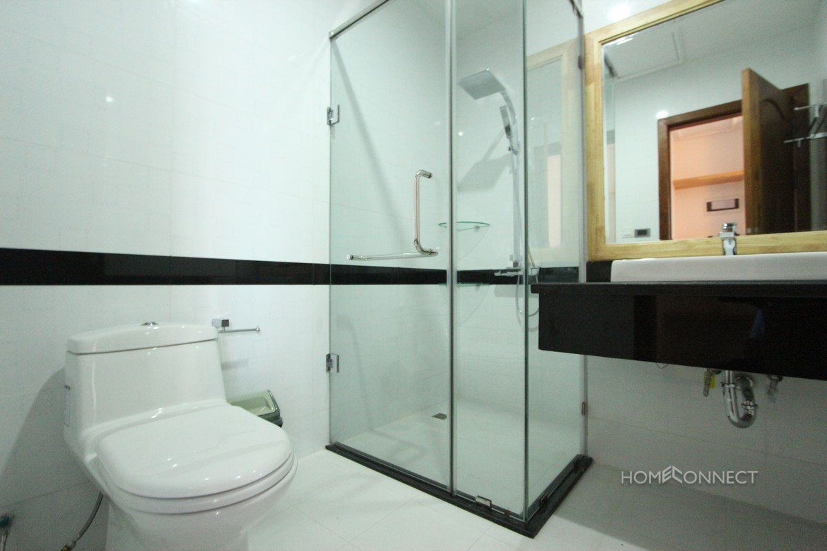 Modern 2 Bedroom Serviced Apartment Close to Russian Market | Phnom Penh Real Estate.