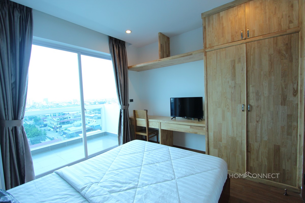 Modern 3 Bedroom Serviced Apartment Close to Russian Market | Phnom Penh Real Estate.