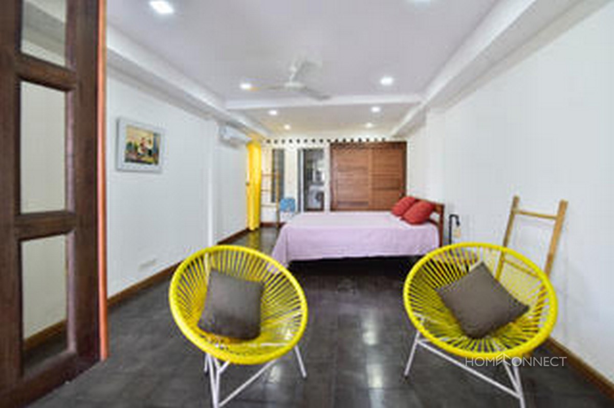 Large Terrace 2 Bedroom Apartment For Rent in Daun Penh | Phnom Penh Real Estate