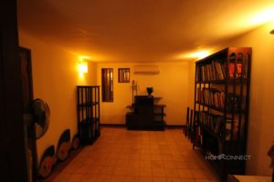 Khmer Style 3 Bedroom Townhouse Near Royal Palace | Phnom Penh Real Estate