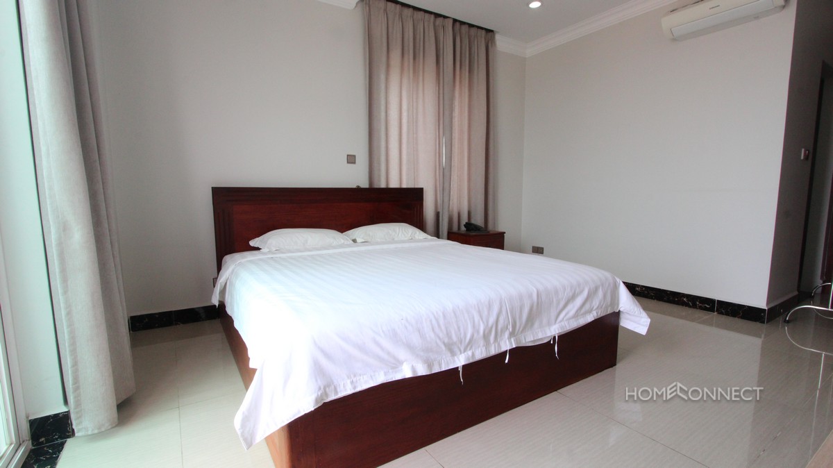Rooftop Swimming Pool 2 Bedroom Near Russian Market | Phnom Penh Real Estate