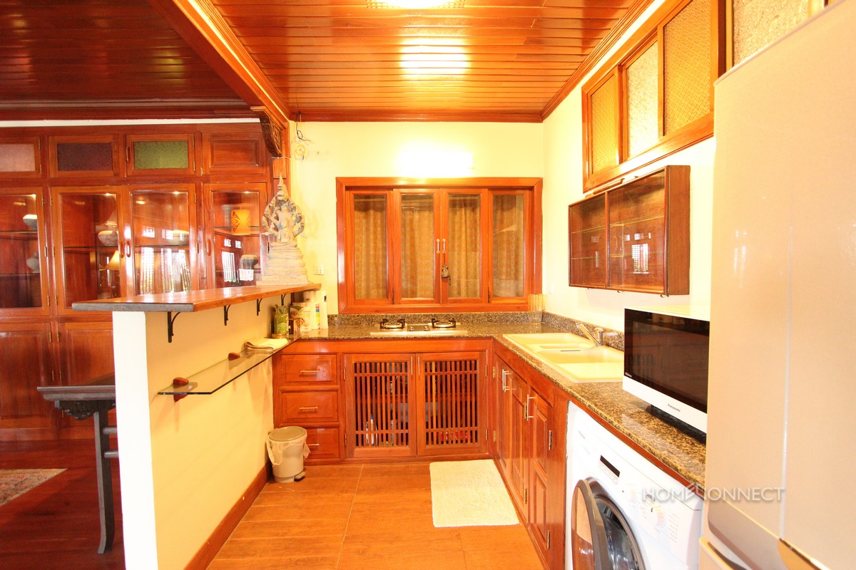 Traditional 2 Bedroom Apartment Near National Museum | Phnom Penh Real Estate