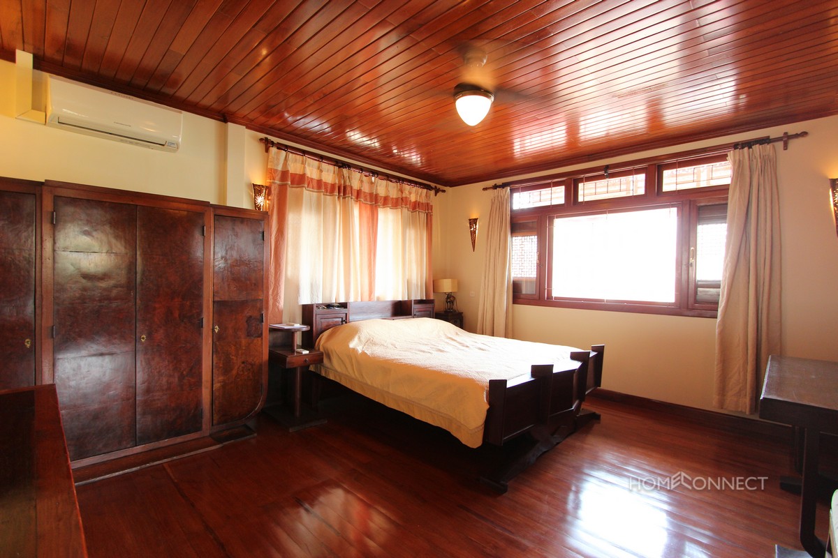 Traditional 2 Bedroom Apartment Near National Museum | Phnom Penh Real Estate