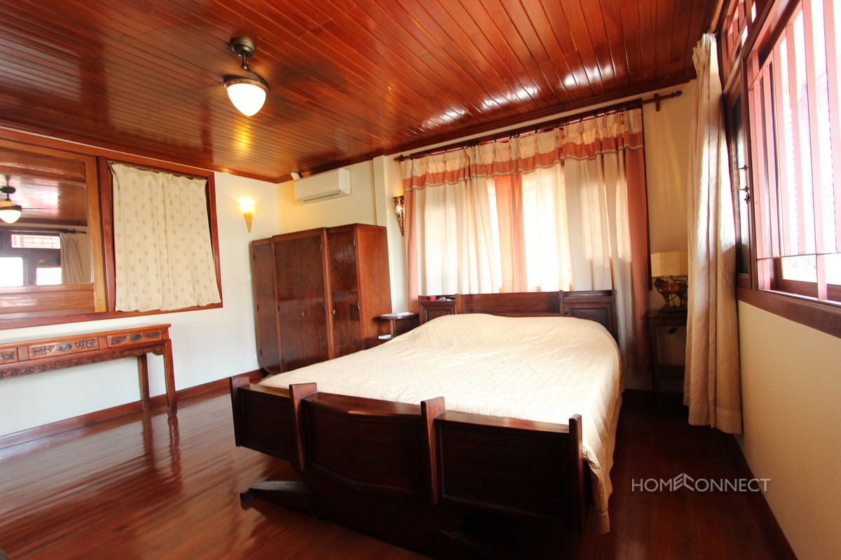 Traditional 2 Bedroom Apartment Near National Museum | Phnom Penh Real Estate