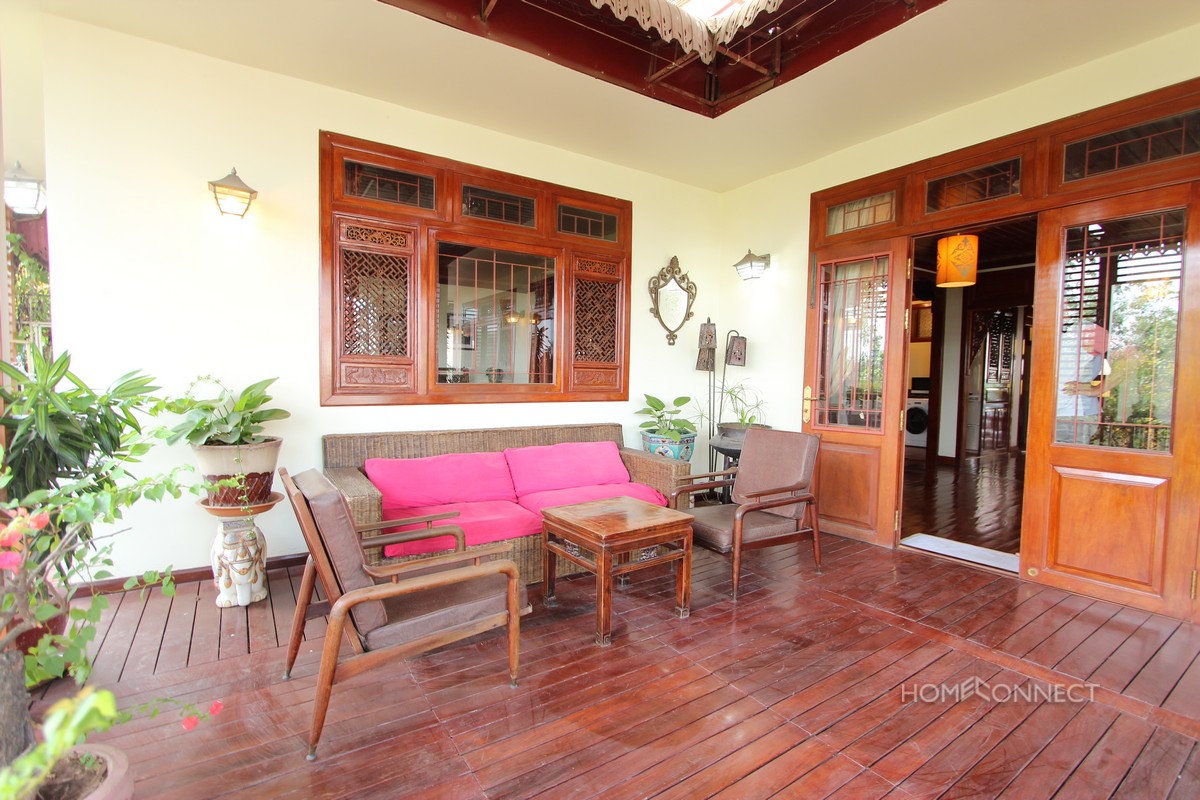 Traditional 2 Bedroom Apartment Near National Museum | Phnom Penh Real Estate