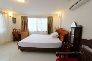 Private Balcony 1 Bedroom Near Royal Palace | Phnom Penh Real Estate