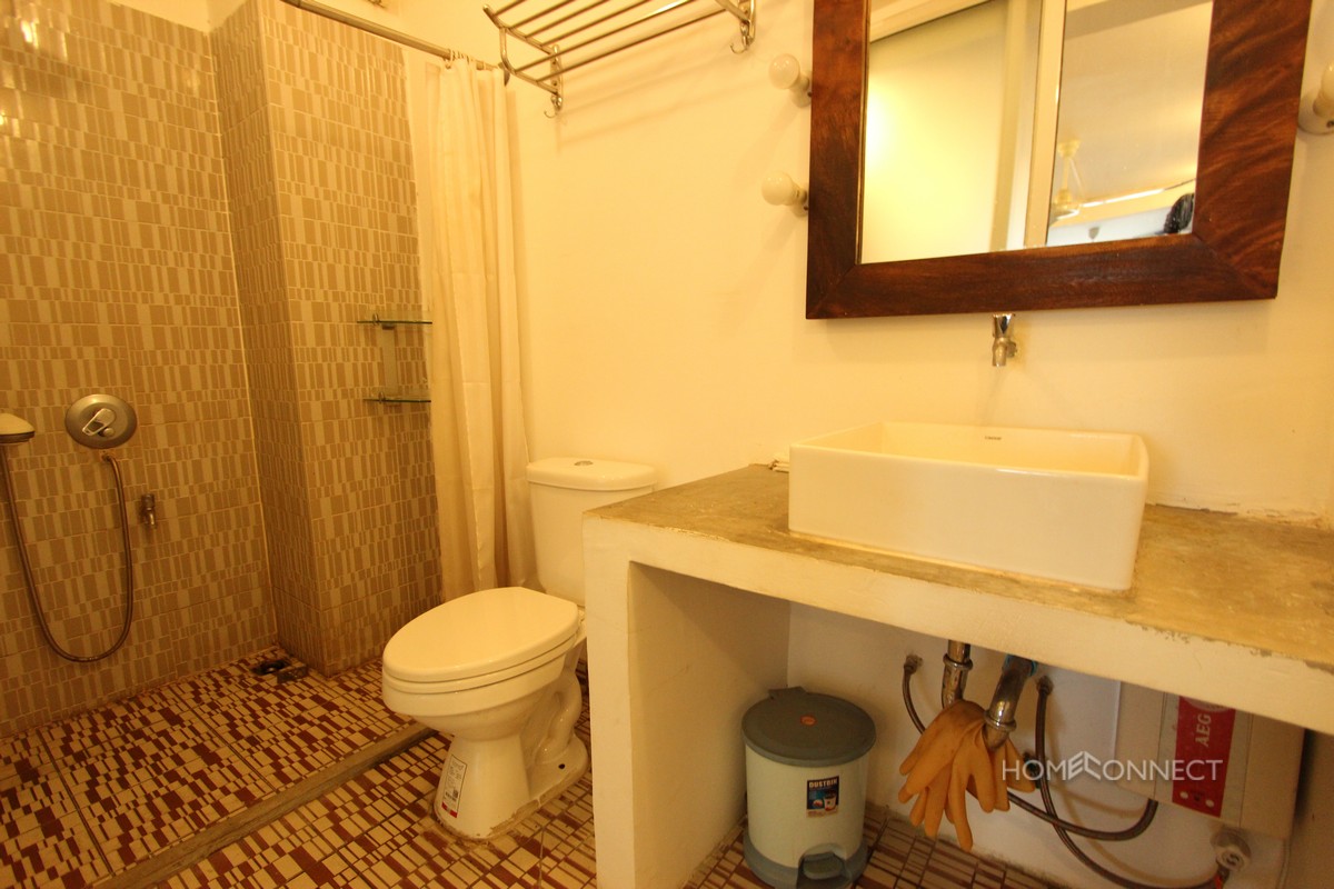 Western Style 1 Bedroom Located Close to Russian Market | Phnom Penh Real estate