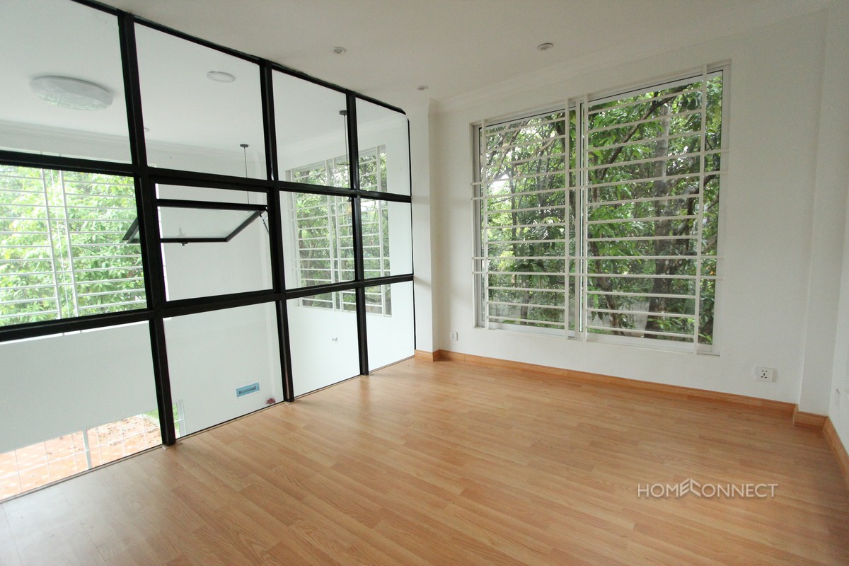 Modern 4 Bedroom Family Villa For Sale in Prek Eng | Phnom Penh Real Estate