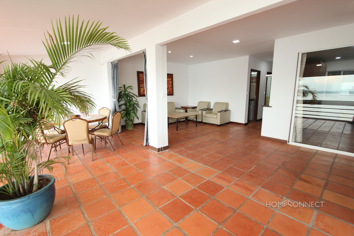 Mekong Frontage 2 Bedroom Apartment in Chroy Chungva | Phnom Penh Real Estate