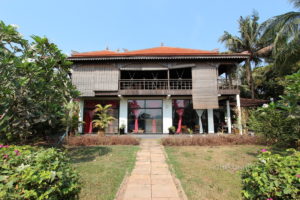 Beautiful 5 bedroom Villa For Sale on The Mekong | Phnom Penh Real Estate