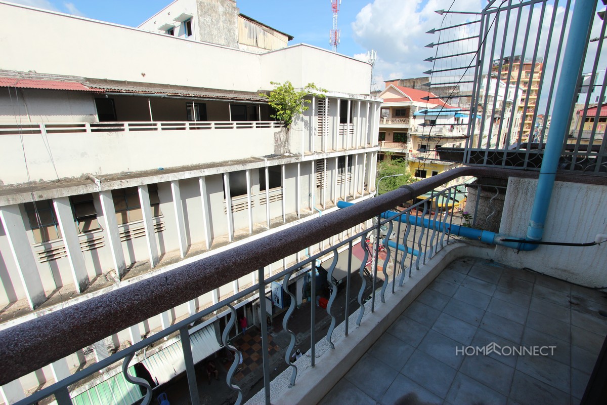 Private Terrace 3 Bedroom Near Riverside | Phnom Penh Real Estate