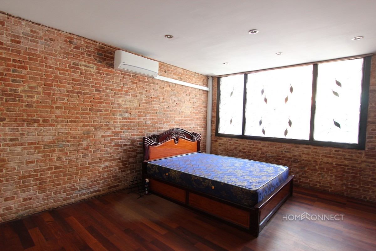 Western Loft 2 Bedroom Apartment in Daun Penh | Phnom Penh Real Estate