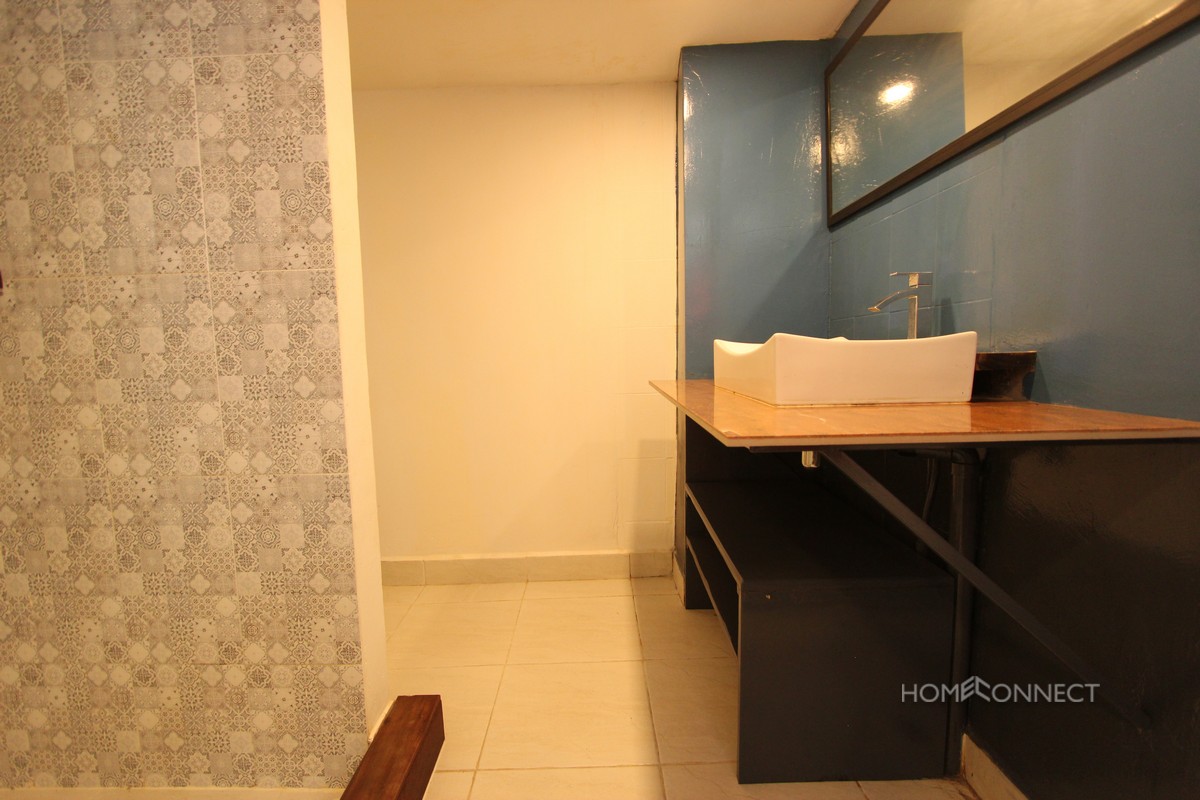 Avant Garde 2 Bedroom Close to Royal Palace | Phnom Penh Real Estate