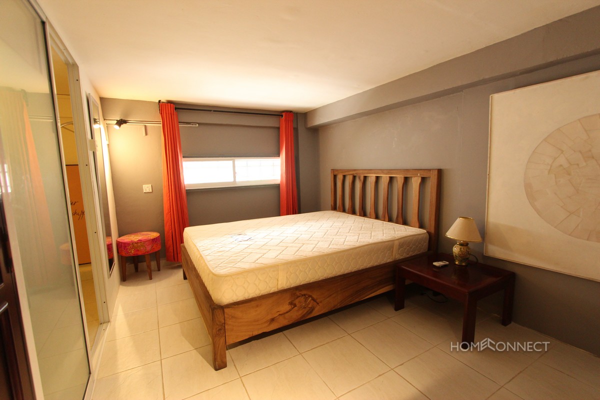 Avant Garde 2 Bedroom Close to Royal Palace | Phnom Penh Real Estate